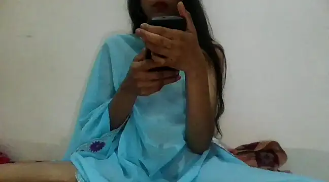 Snapshot of shnaz_1 chatting on March 2025 09:52:02 AM shnaz 1 online show from March 2025 09:52:02 AM