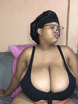 Snapshot of NonoGotBoobies chatting on February 2025 10:54:01 PM NonoGotBoobies online show from February 2025 10:54:01 PM