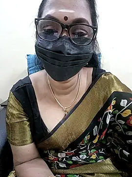 Snapshot of niiveditha chatting on February 2025 05:39:02 PM niiveditha online show from February 2025 05:39:02 PM