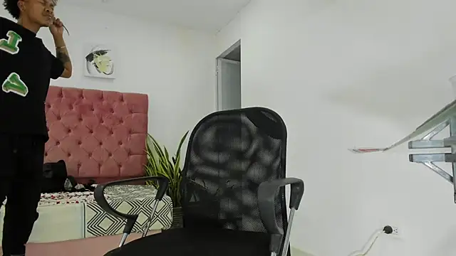 Snapshot of blackdirty420 chatting on February 2025 03:42:02 PM blackdirty420 online show from February 2025 03:42:02 PM