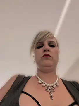 Sexybiene969 online show from May 2026 04:13:01 PM