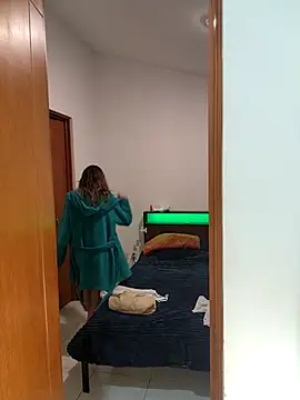 Alicee10 online show from January 2026 04:00:01 PM