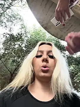 hotamanda01 online show from November 2025 12:41:02 PM