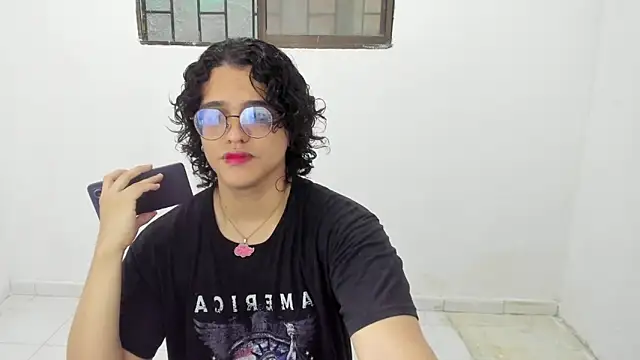 Diane blossom online show from December 2025 05:53:02 PM