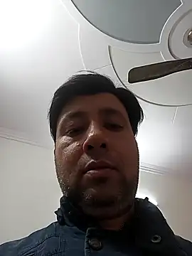 innocentboy1987 online show from February 2025 04:05:01 PM