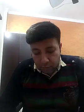 innocentboy1987 online show from December 2025 09:51:01 AM