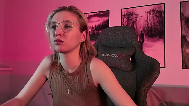 PhilippaAdamas online show from February 2025 05:48:02 AM