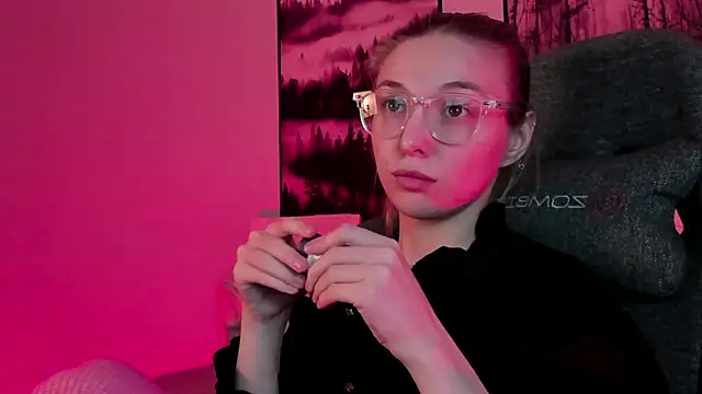 PhilippaAdamas online show from March 2025 05:40:02 AM