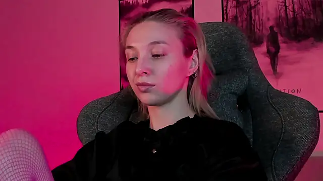 PhilippaAdamas online show from March 2025 08:45:01 AM