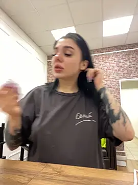 MaeveMoon online show from February 2026 07:20:01 PM