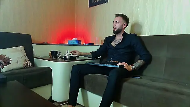 Snapshot of JamieNoxus chatting on March 2025 11:32:02 PM JamieNoxus online show from March 2025 11:32:02 PM