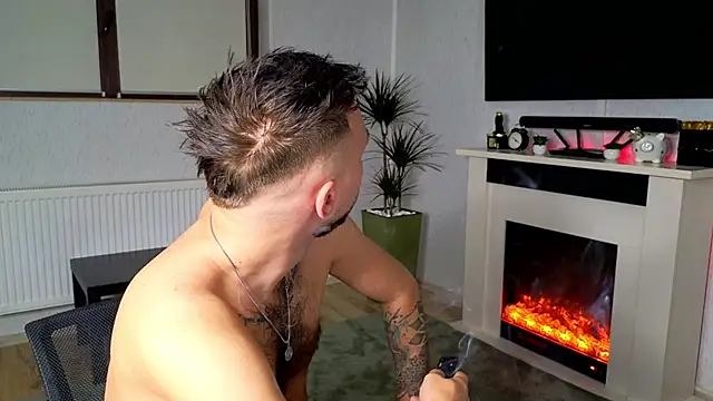 Snapshot of JamieNoxus chatting on November 2025 08:20:01 AM JamieNoxus online show from November 2025 08:20:01 AM