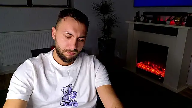 Snapshot of JamieNoxus chatting on November 2025 08:03:01 AM JamieNoxus online show from November 2025 08:03:01 AM