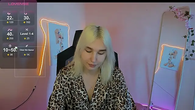 EvelinaLuu online show from April 2026 01:48:01 AM