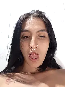 single mother indecent online show from December 2025 01:15:02 AM