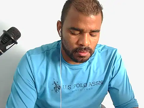 YOX22 online show from November 2025 01:55:02 PM