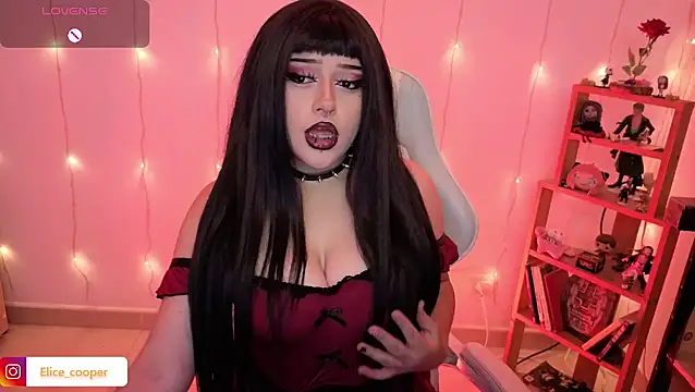 Snapshot of Elice_cooper_ chatting on May 2026 10:02:02 AM Elice cooper online show from May 2026 10:02:02 AM