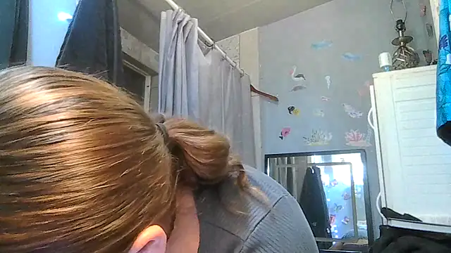 ShysluutGia online show from October 2025 10:16:02 AM