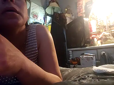 ShysluutGia online show from October 2025 11:00:01 AM