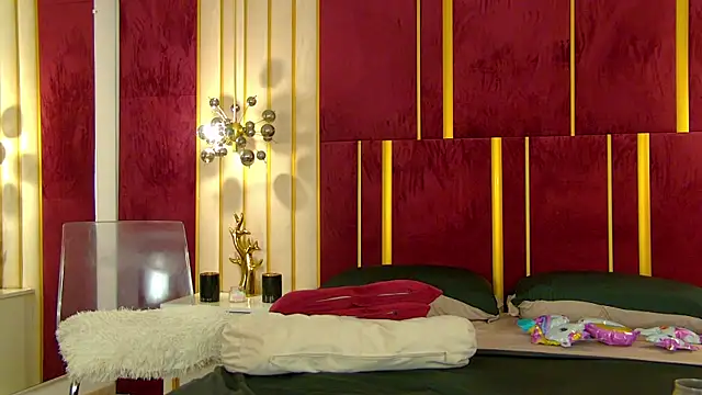 Snapshot of ChloeSins_ chatting on October 2025 04:59:01 AM ChloeSins online show from October 2025 04:59:01 AM