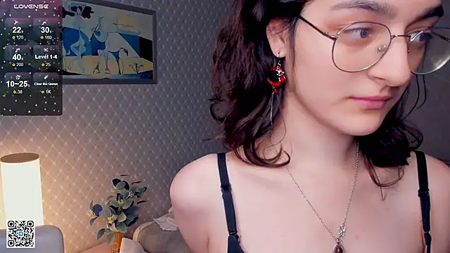 AftonEdgin online show from February 2025 06:37:01 PM