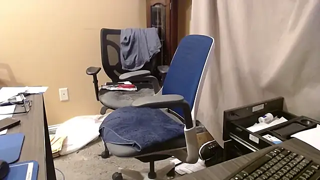 olderandwiser2 online show from October 2025 03:29:02 AM