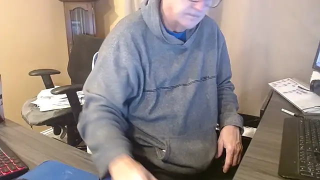 olderandwiser2 online show from January 2026 05:09:01 AM