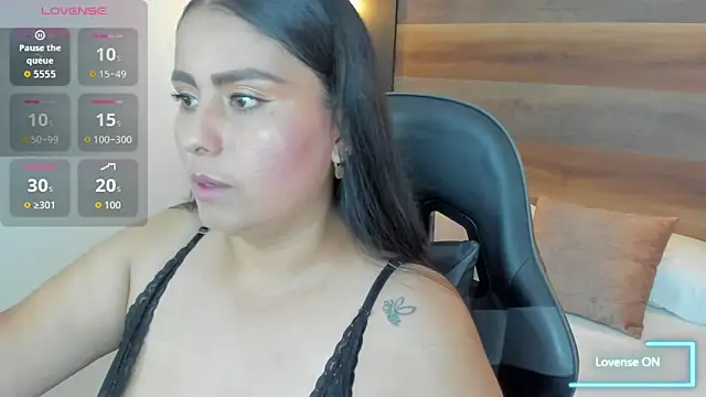 Snapshot of sol_valeria chatting on September 2025 07:03:01 PM sol valeria online show from September 2025 07:03:01 PM