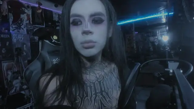 Snapshot of rotten_dreams chatting on March 2025 05:57:02 PM rotten dreams online show from March 2025 05:57:02 PM