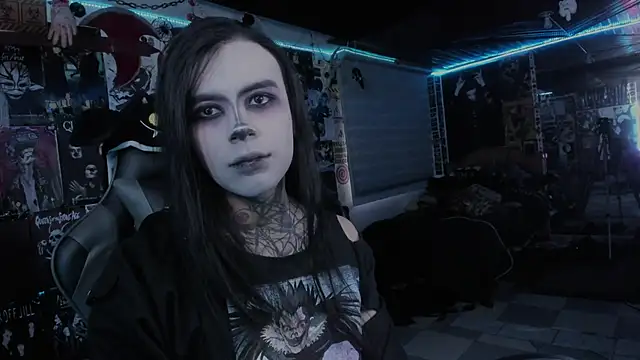 Snapshot of rotten_dreams chatting on September 2025 10:42:01 PM rotten dreams online show from September 2025 10:42:01 PM