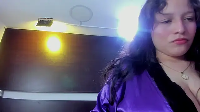 Marii 18 online show from March 2025 06:52:02 AM