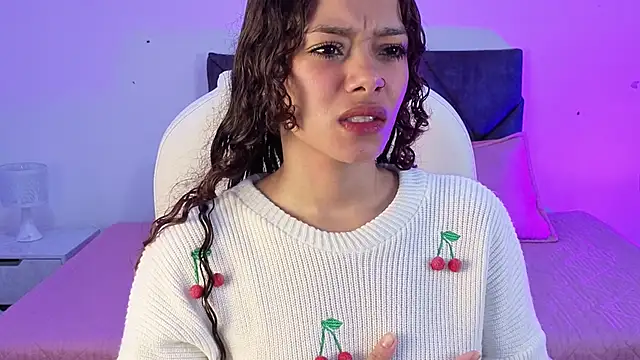 sara sharma  online show from November 2025 01:23:01 PM