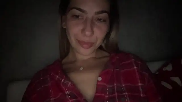 sarrah rossy online show from October 2025 08:53:02 PM