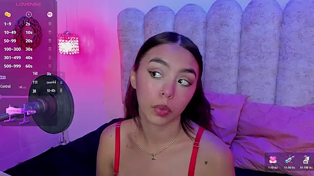 Snapshot of lanna_brunette chatting on November 2025 01:00:02 PM lanna brunette online show from November 2025 01:00:02 PM