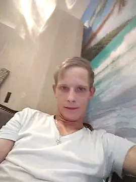 Snapshot of Kamilll94@xh chatting on November 2025 01:11:01 PM Kamilll94xh online show from November 2025 01:11:01 PM