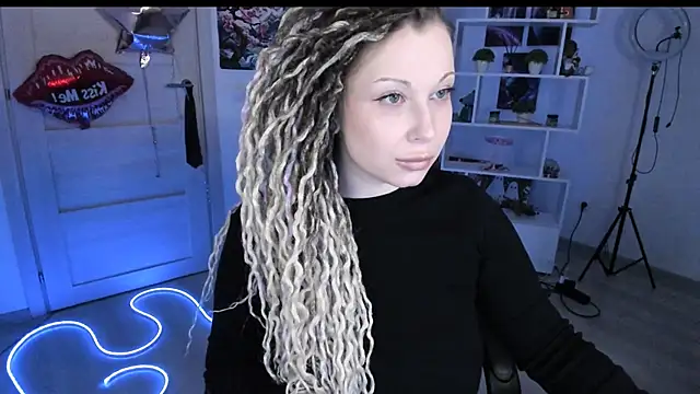 HoneySallyMoore online show from February 2026 05:09:01 PM