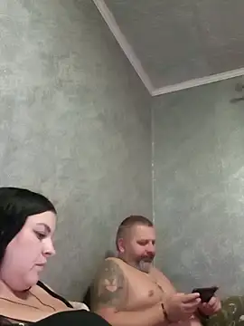 Greta Tamar online show from November 2025 06:20:01 PM