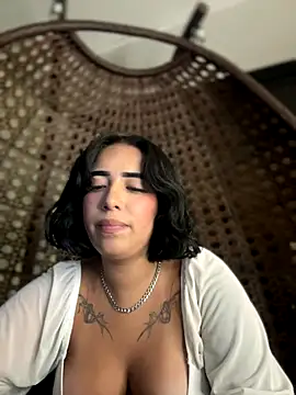 Scarlett-LS online show from September 2025 02:00:02 AM