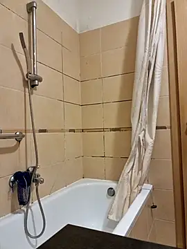 Budibudi5 online show from February 2025 05:53:01 PM