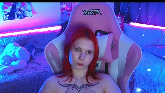 Snapshot of Little_kitsune1707 chatting on March 2025 11:05:01 PM Little kitsune1707 online show from March 2025 11:05:01 PM