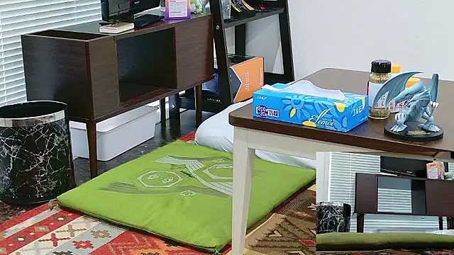 YARASERO-kun online show from November 2025 05:56:02 AM