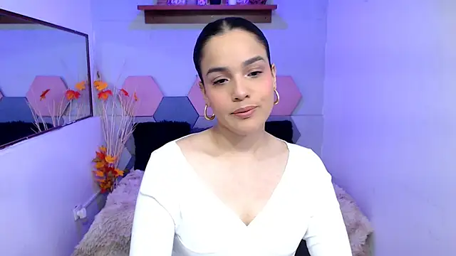 Snapshot of Lana_Pearce chatting on February 2025 12:59:01 PM Lana Pearce online show from February 2025 12:59:01 PM