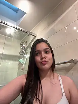 Snapshot of Lana_Pearce chatting on October 2025 08:51:01 PM Lana Pearce online show from October 2025 08:51:01 PM