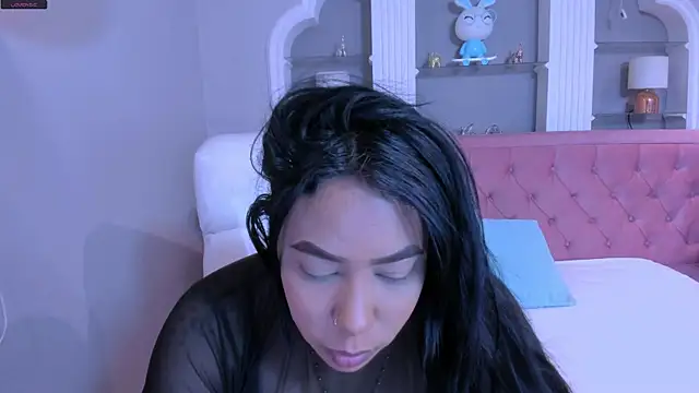 Snapshot of emma_purple_ chatting on February 2025 12:14:02 PM emma purple online show from February 2025 12:14:02 PM