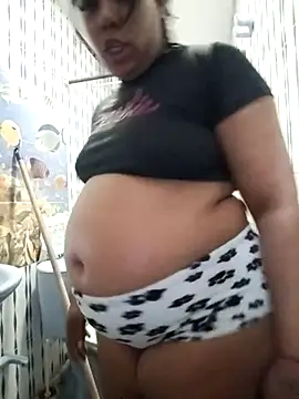 Snapshot of emma_purple_ chatting on March 2025 06:23:02 PM emma purple online show from March 2025 06:23:02 PM