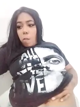 Snapshot of emma_purple_ chatting on March 2025 11:14:02 PM emma purple online show from March 2025 11:14:02 PM