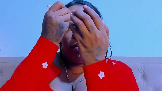 Snapshot of emma_purple_ chatting on March 2025 06:32:01 PM emma purple online show from March 2025 06:32:01 PM