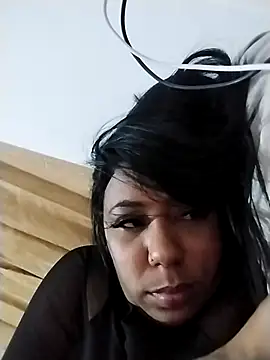 Snapshot of emma_purple_ chatting on March 2025 08:48:02 AM emma purple online show from March 2025 08:48:02 AM