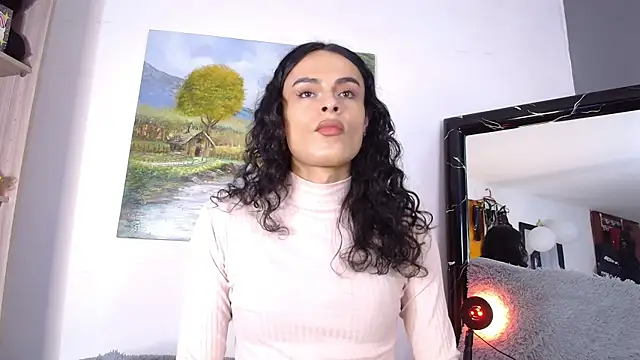 Meghan hott online show from February 2025 07:05:02 PM