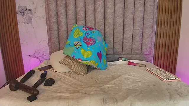 kendrakaramelo online show from July 2026 02:26:02 PM